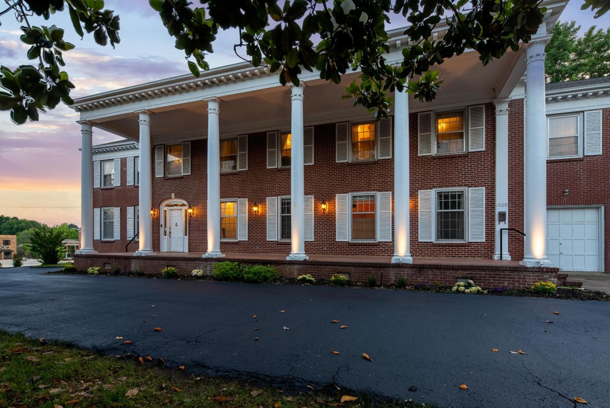 Beland Mansion-Blue Jay Suite! Fort Smith Exteriér fotografie